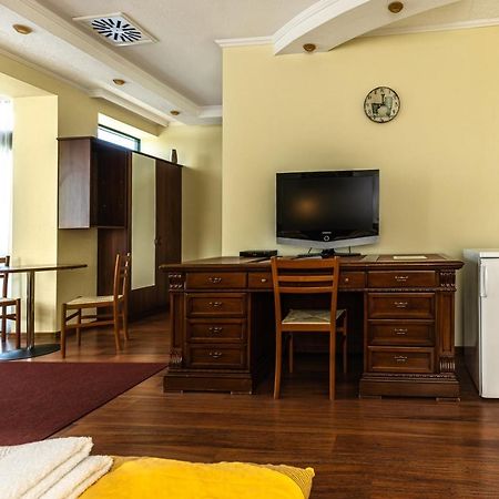 Napfeny Panzio Es Rendezvenyhaz Hotel แก็ชแกเมต ภายนอก รูปภาพ
