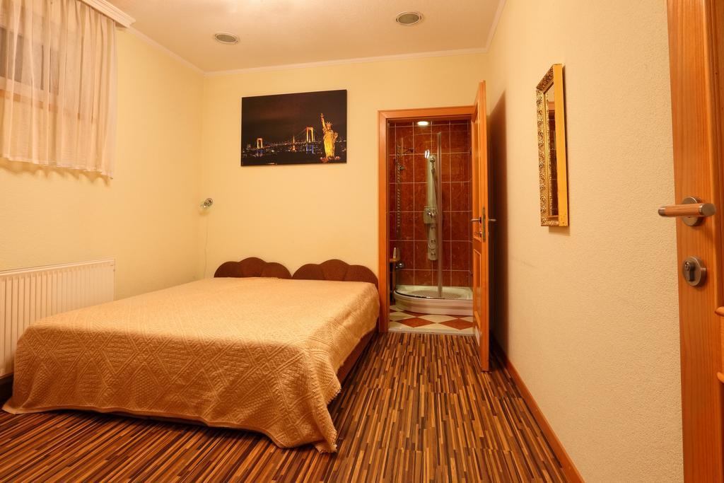 Napfeny Panzio Es Rendezvenyhaz Hotel แก็ชแกเมต ห้อง รูปภาพ