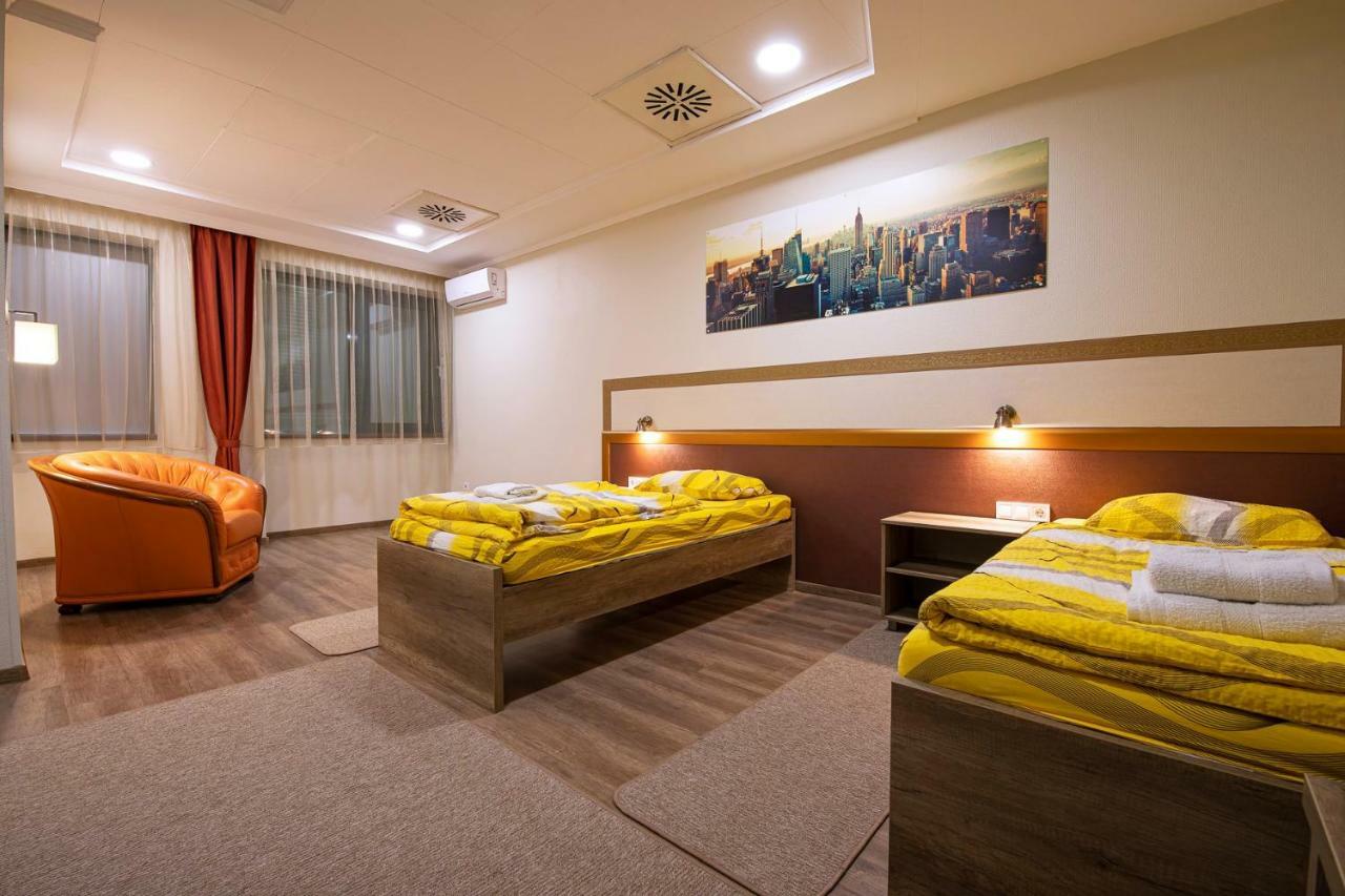 Napfeny Panzio Es Rendezvenyhaz Hotel แก็ชแกเมต ภายนอก รูปภาพ